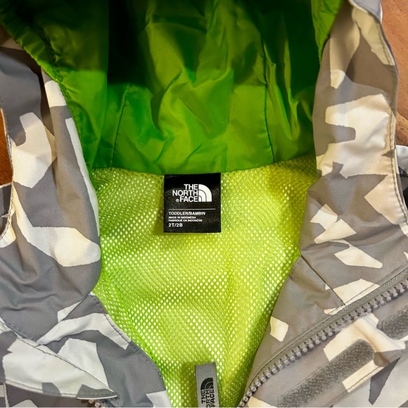 The NorthFace Toddler Antora Rain Jacket - Picture 3 of 7